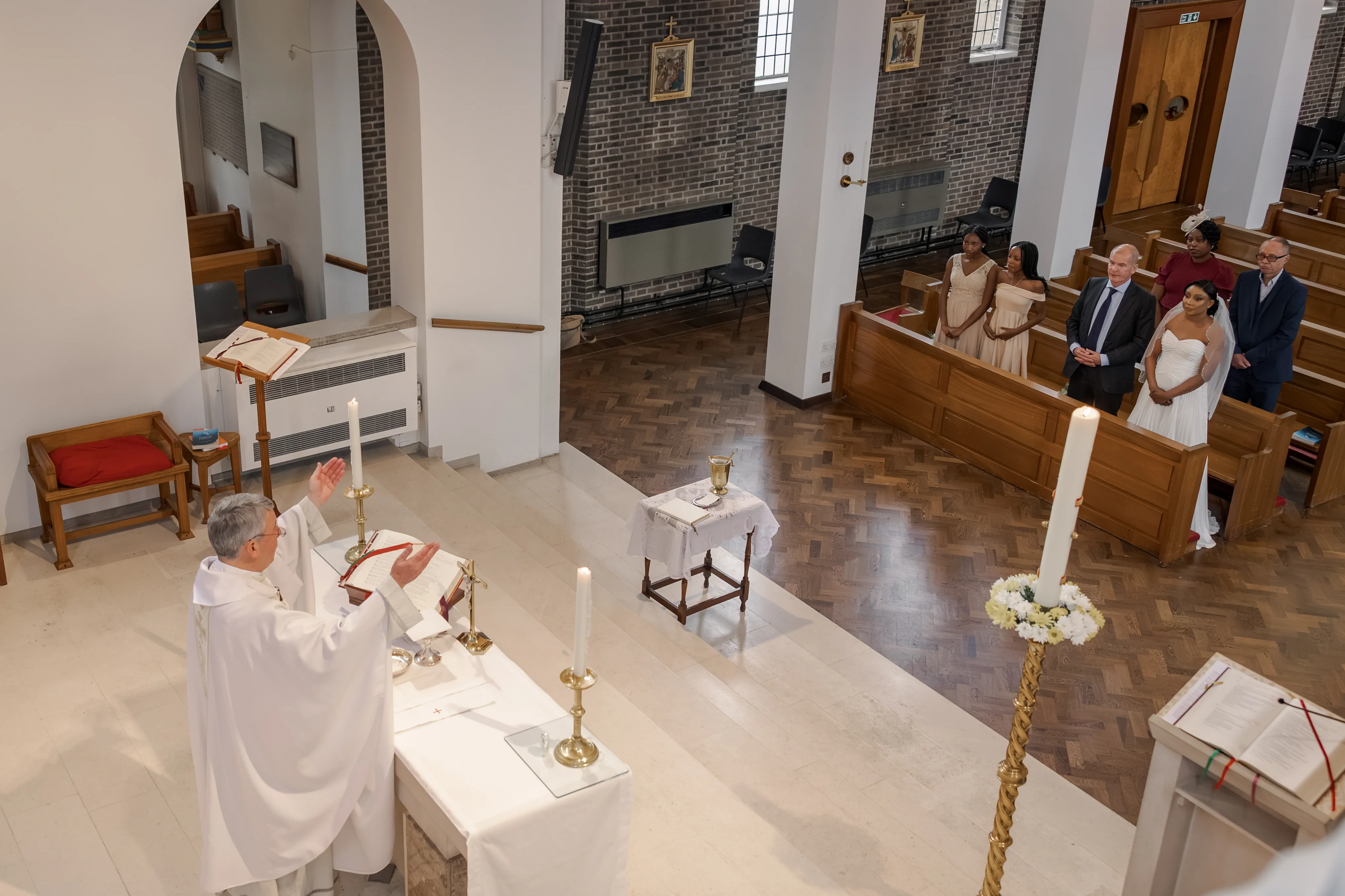Walking down the aisle &mdash; Belinda and John