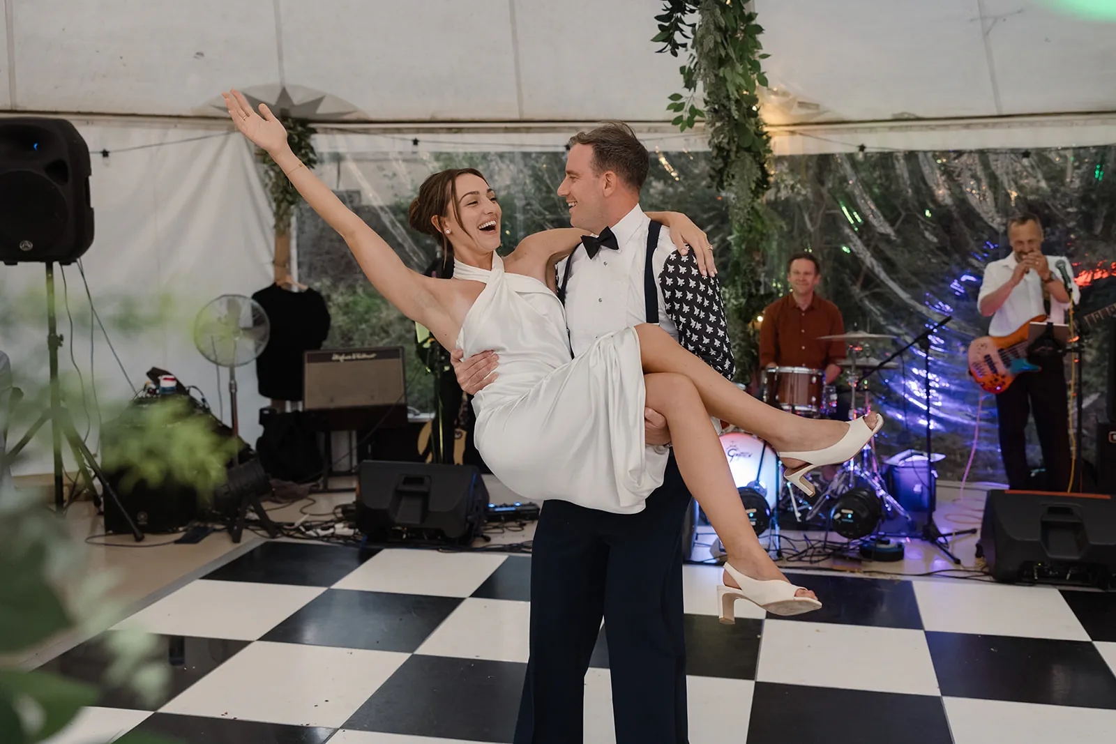 The first dance &mdash; Elizabeth and Evan
