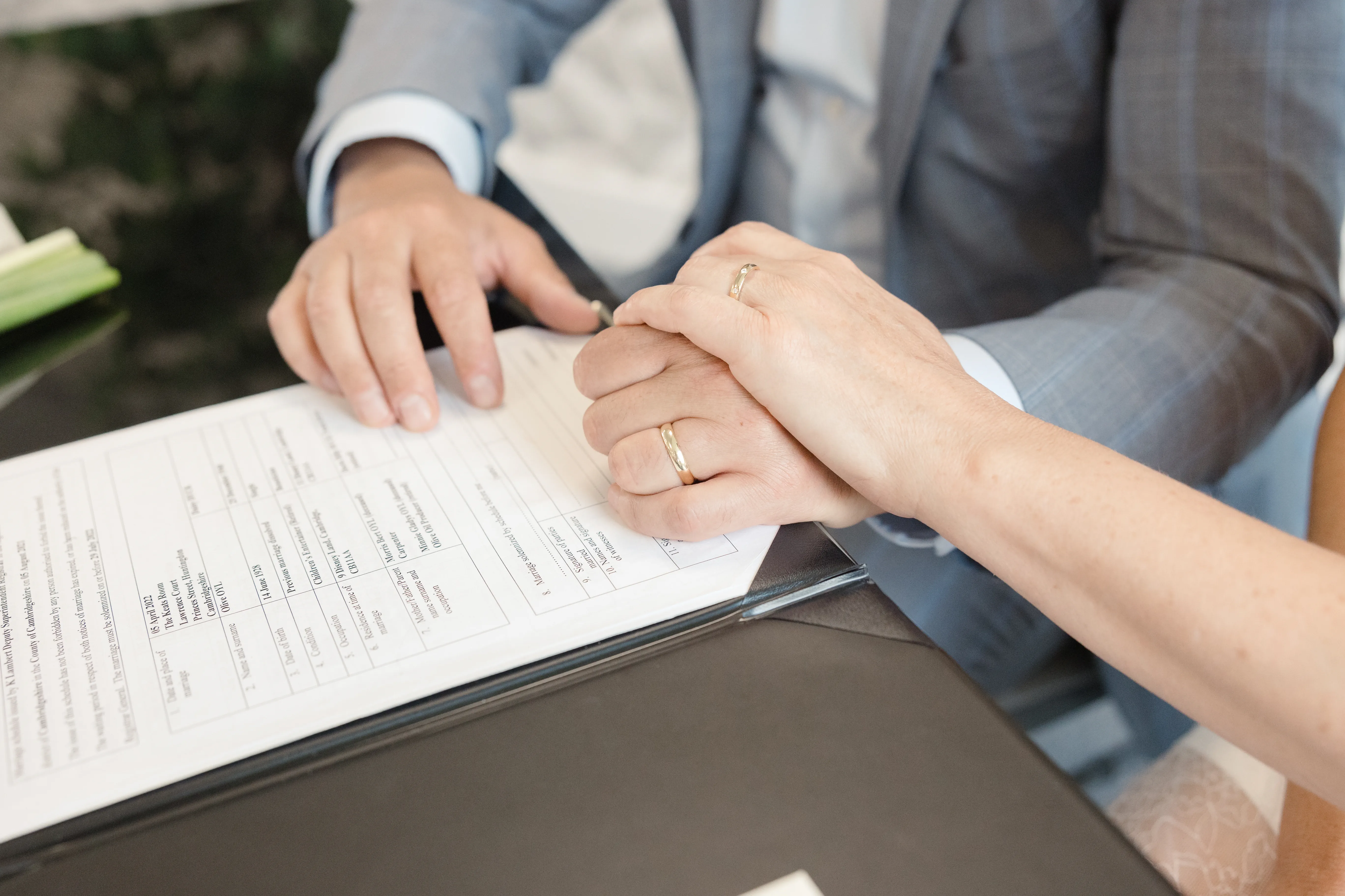 Signing the schedule &mdash; Zita and Aurelian